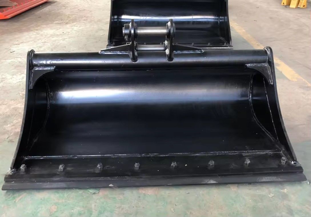 Versatile Schlammbäcke für Bagger mit geschraubter Basis und Schwerlastschraubenblatt
